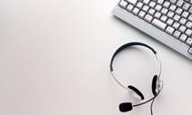 Telephone headset and keyboard